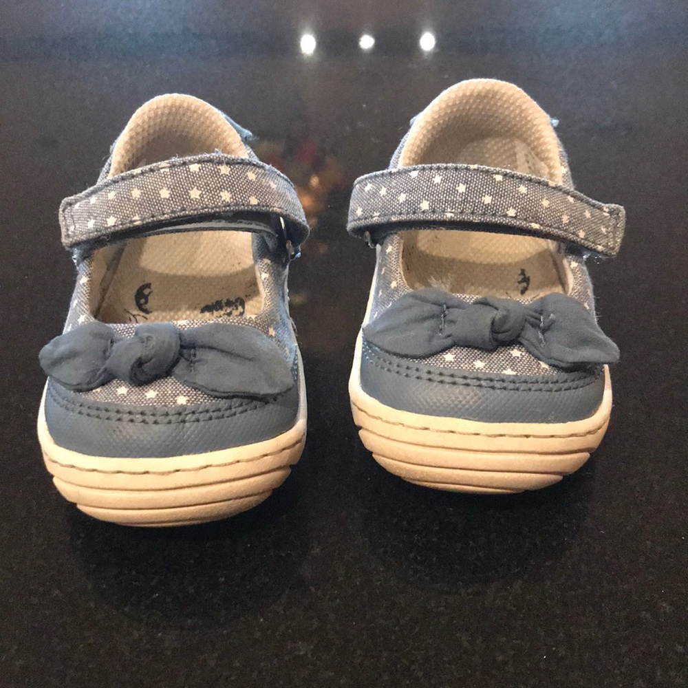 Polka dot Stride Rite Mary Janes